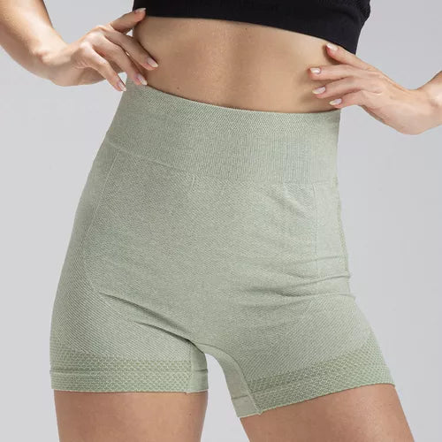 Short seamless Alpha Co